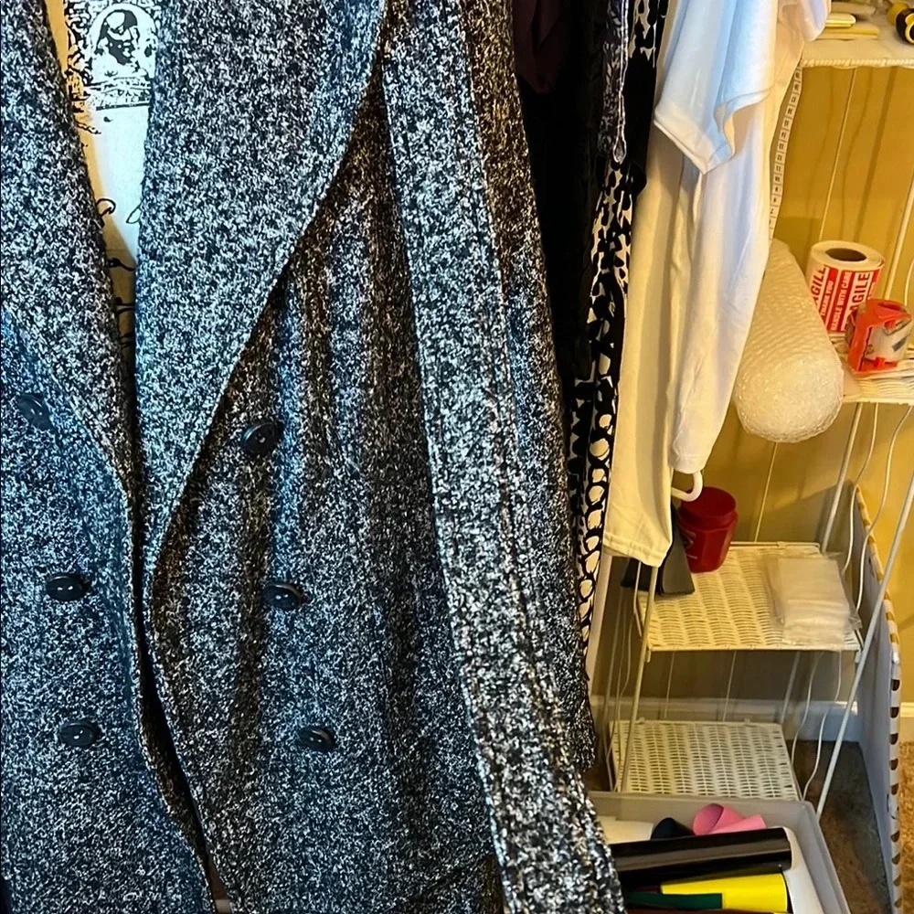 Calvin Klein Gray Wool Blend Double-Breasted Coat- NWOT - Picture 4 of 9